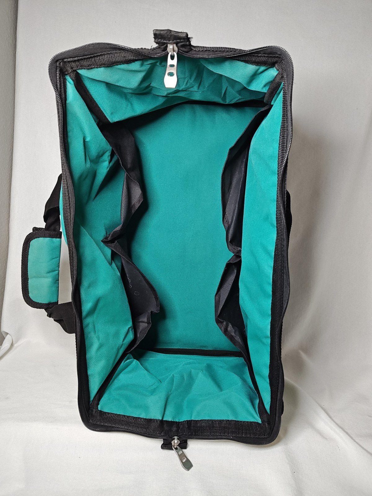Makita 21″x12″x11″ Construction Tool Bag 831271-6 10 Pockets For 18V Drill Saw