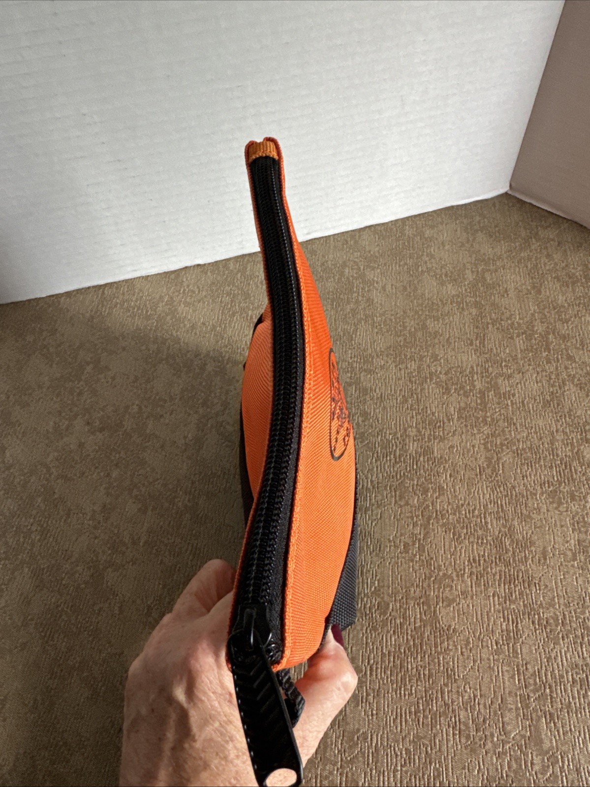🔥Klein Tools Zipper Bag Stand Up Tool Pouch NEW
