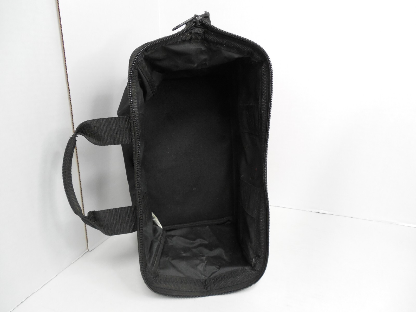 Craftsman Six-Pocket Large Mouth Tool Bag 37535 13 In X 9 in x 8 in Zippered