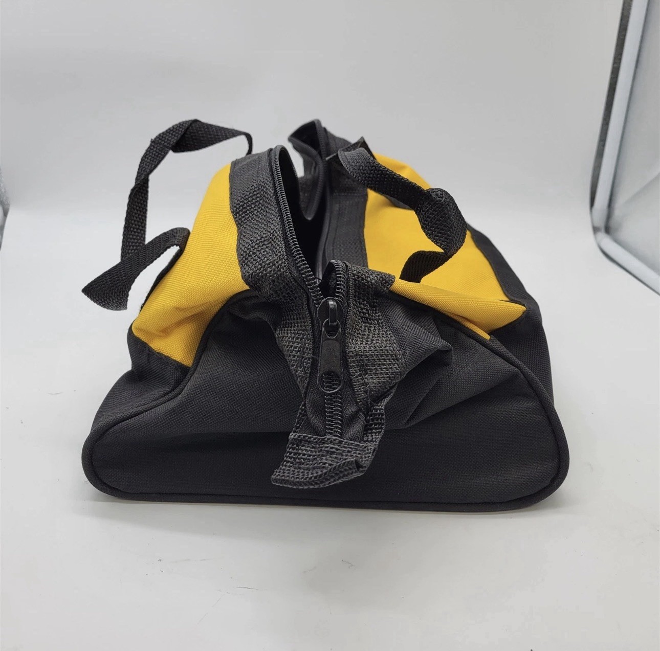 DEWALT N261499 Tool Bag – Small