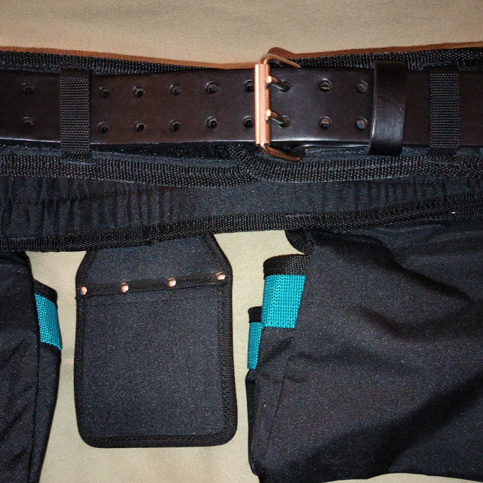 Makita Construction Pro Tool Belt Black/Teal Adjustable Multiple Pouches – NEW!