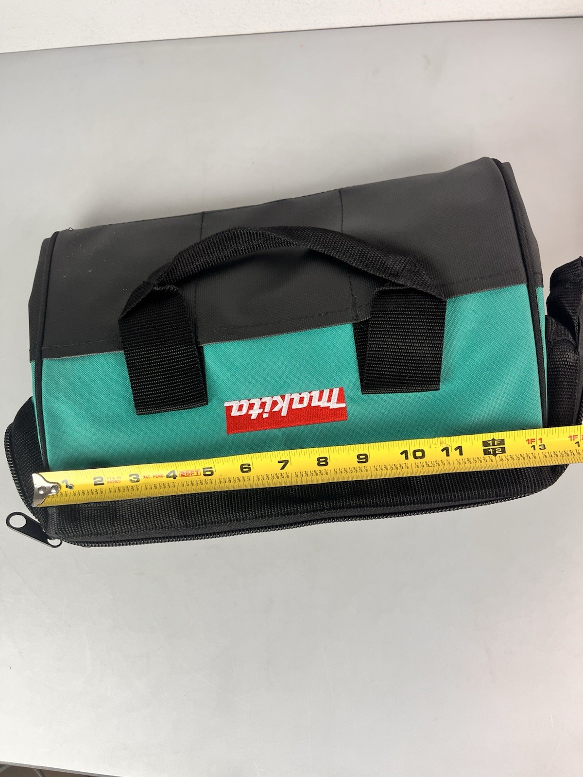 Makita 831253-8 Contractor Tool Bag, 14″