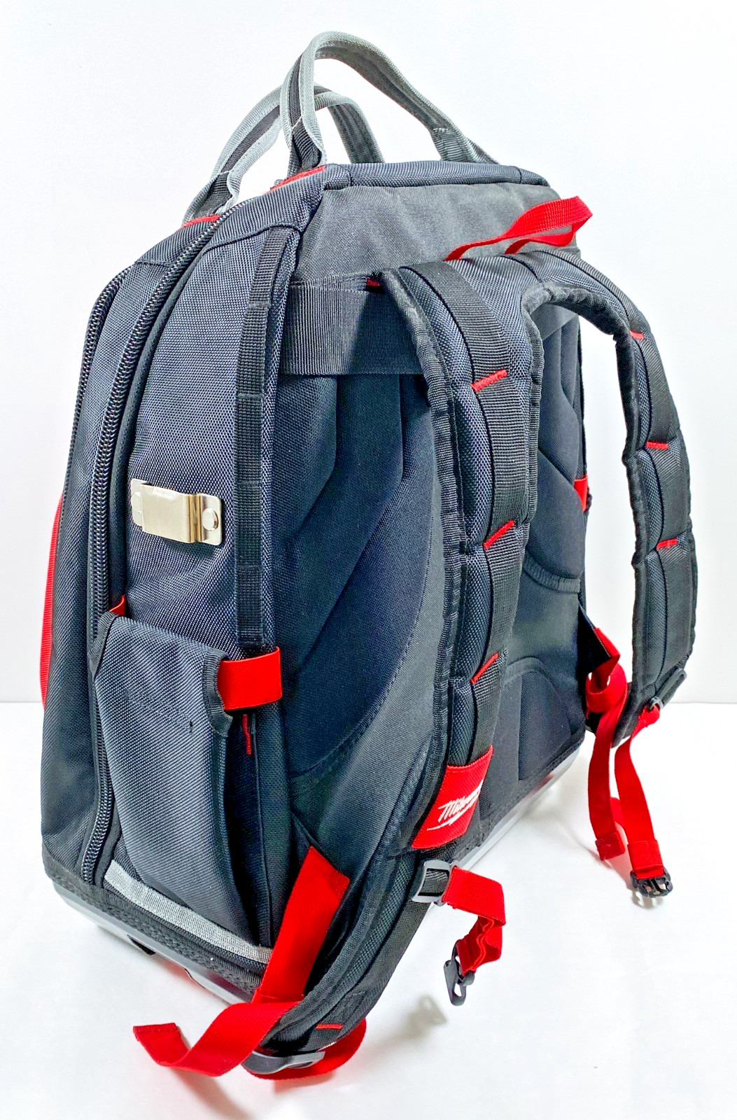 Milwaukee 48-22-8301 48-Pocket Tear-Resistant PACKOUT Modular Storage Backpack