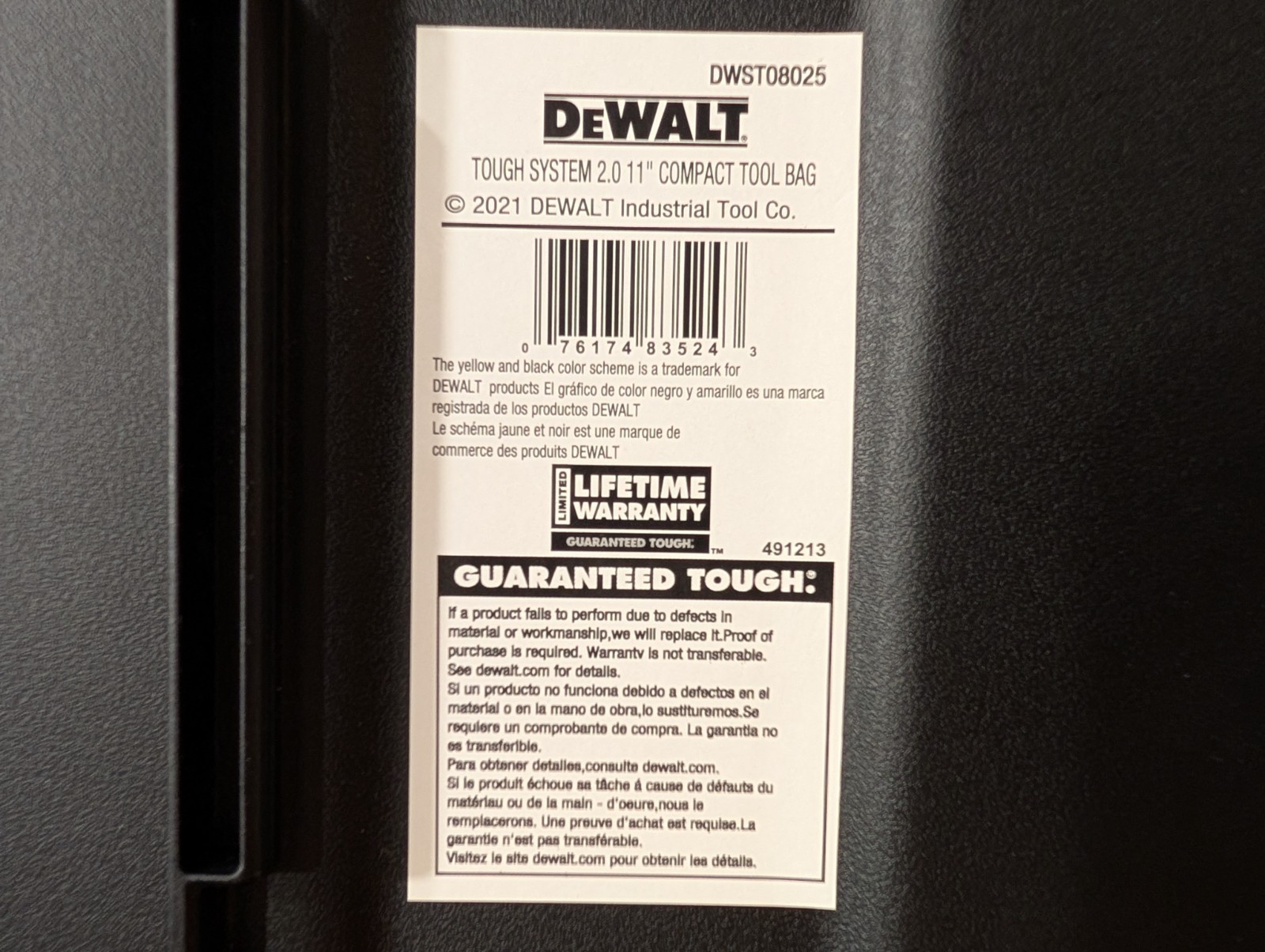 DeWALT (DWST08025) TOUGHSYSTEM 2.0 1680D 11″x 15″ in Compact Tool Bag 25 Pockets
