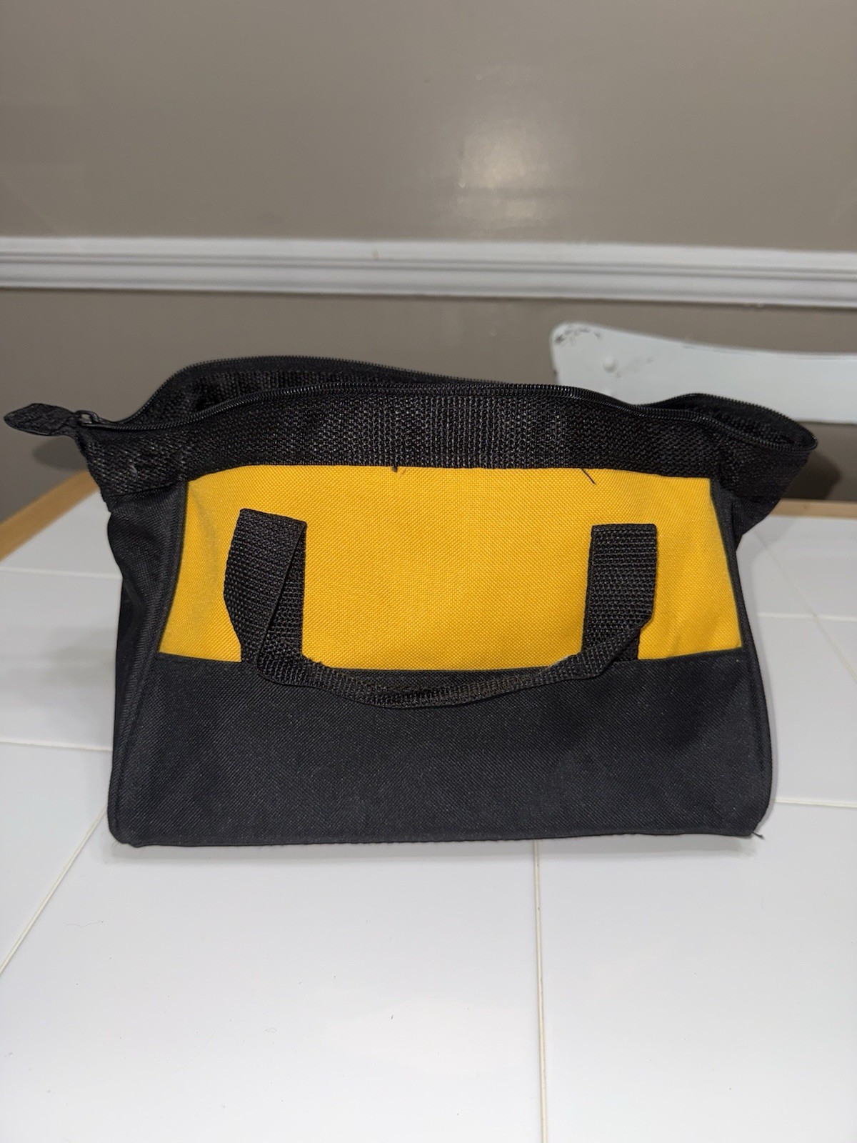DEWALT N261499 Tool Bag – Small