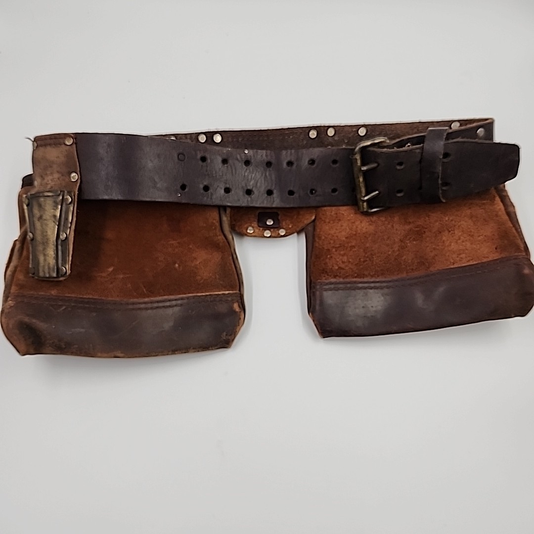 Vintage Leather Tool Belt HEAVY DUTY Home Depot Multi Pocket Carpenters Pouches
