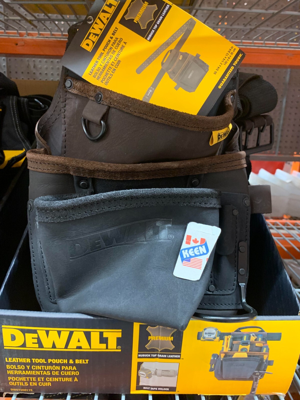 DEWALT CANADA Oil Tan Leather Pouch & Belt