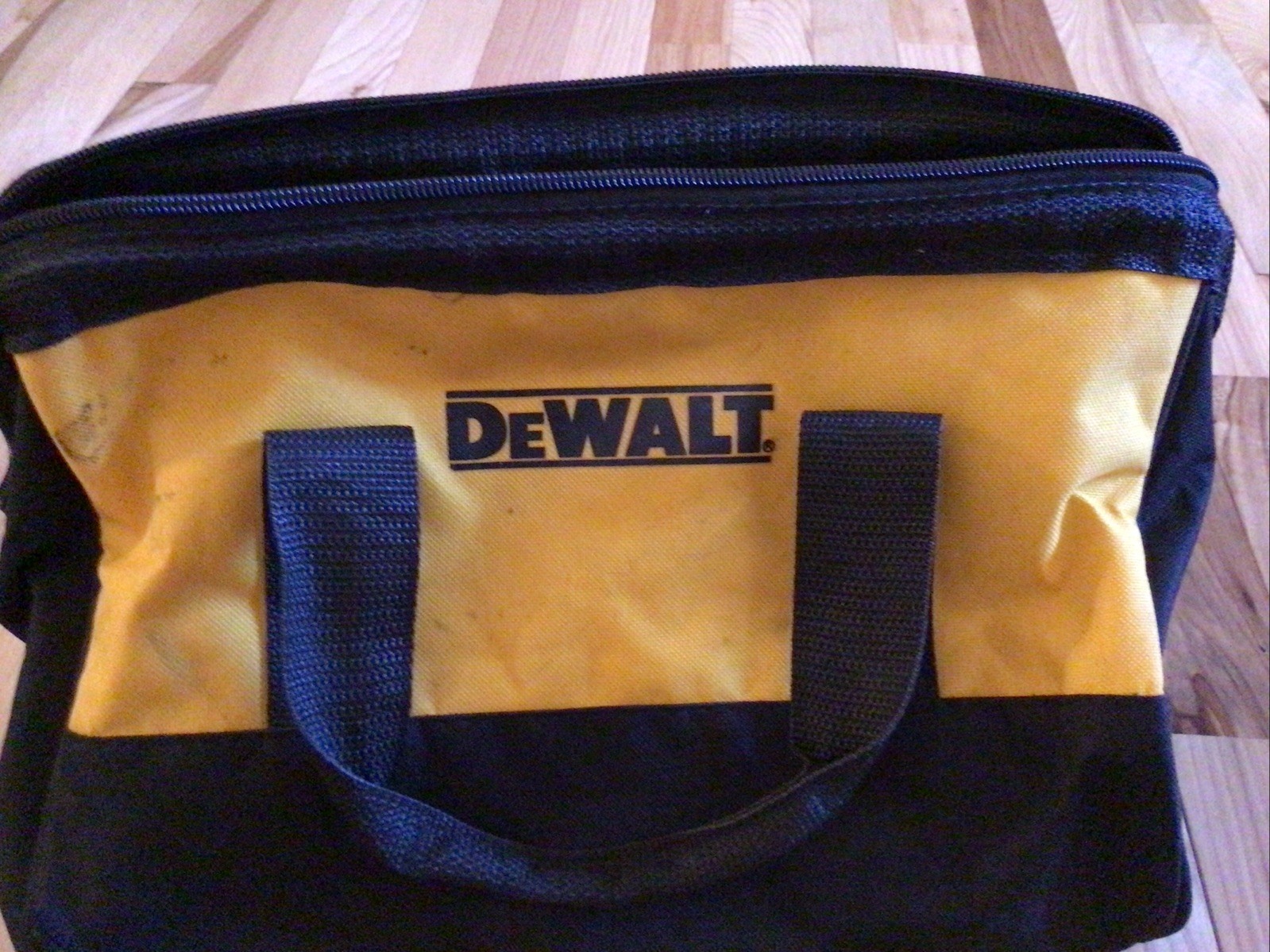 DeWalt 11x9x7 Small Heavy Duty Nylon Canvas Contractor Tool Bag Case Wyz