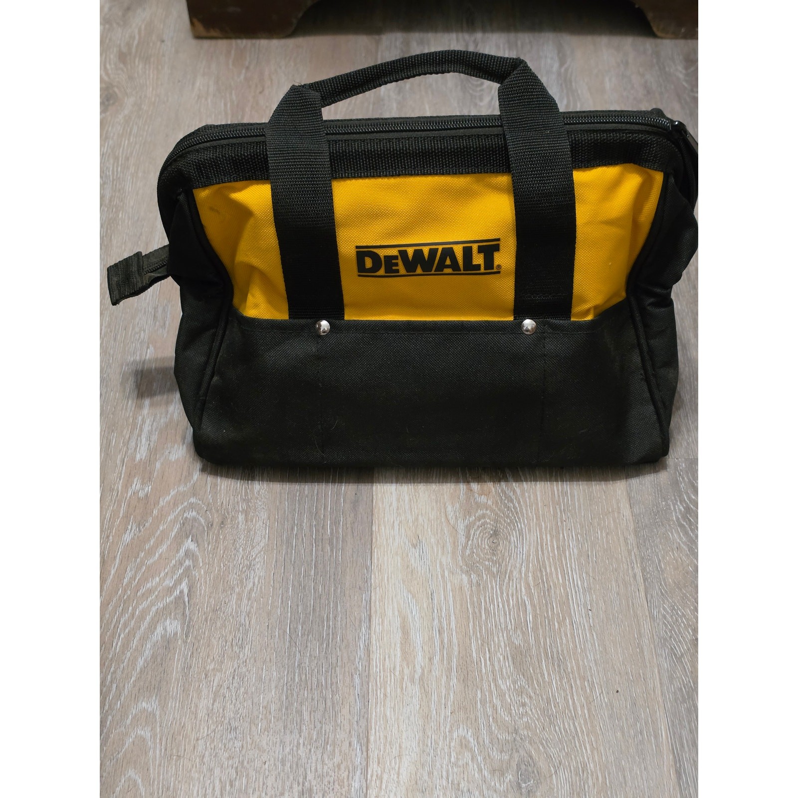 DeWalt Tool Bag – 13″ – Heavy Duty – New w/ Storage Marks – 6 Exterior Pockets