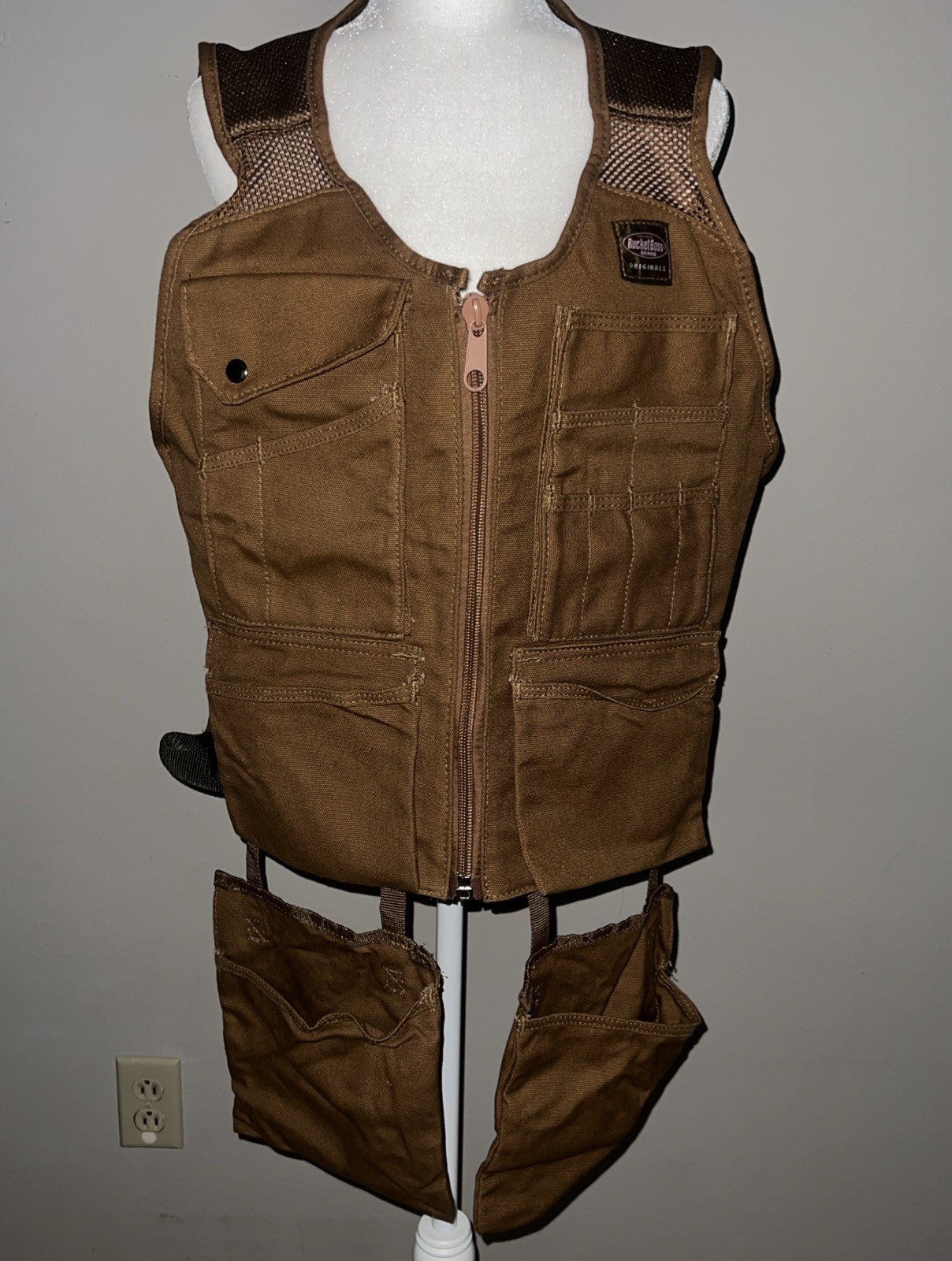 Bucket Boss Super Carpenters Tool Vest PTP 21 Inches NEW READ
