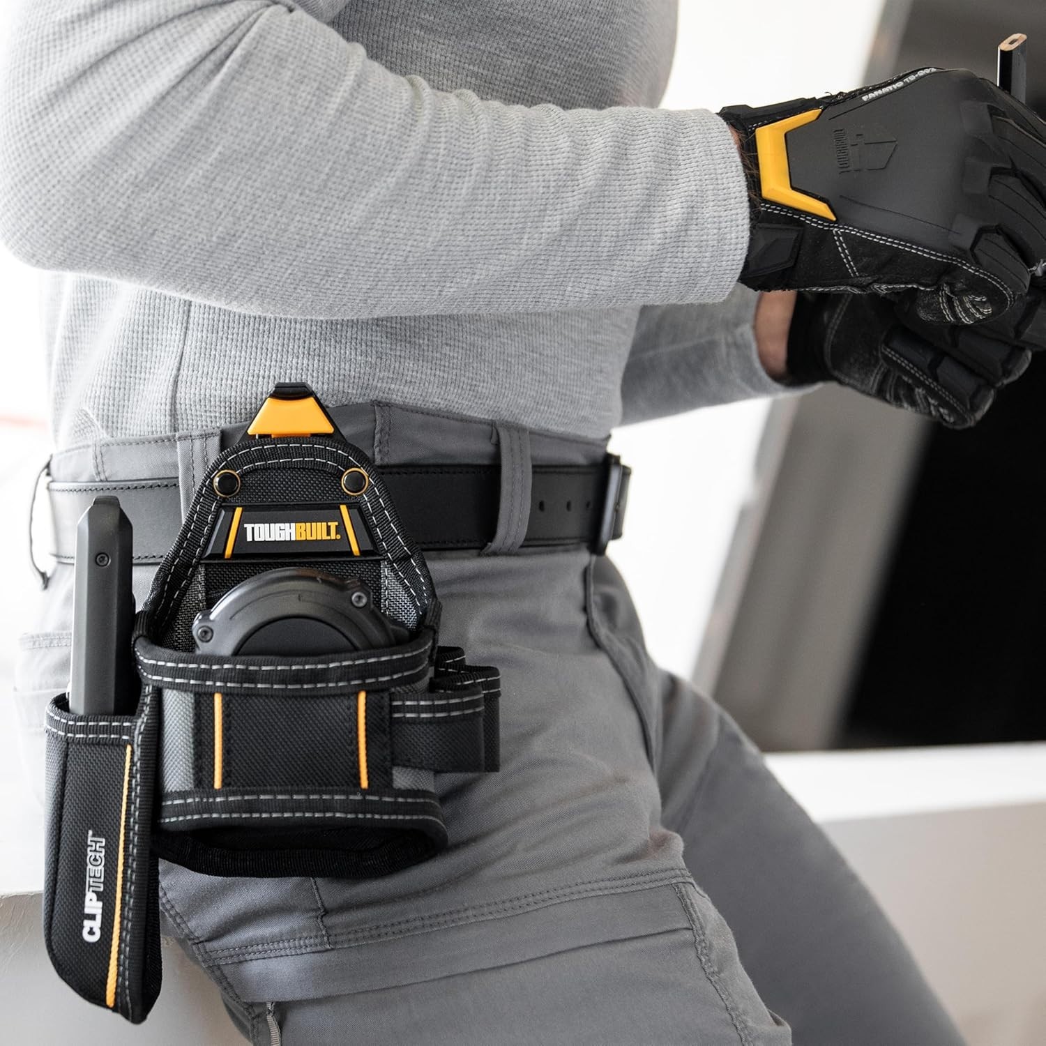 ToughBuilt TBL-CT-425X – ToughBuilt® Tape Measure and Utility Knife Pouch