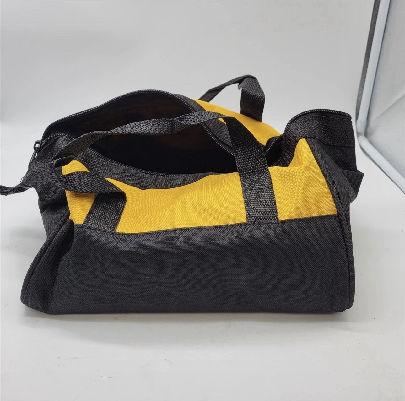 DEWALT N261499 Tool Bag – Small