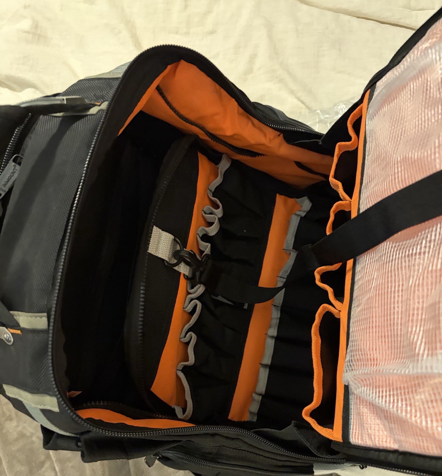 INMOUNT Large Polyester Tool Backpack Organizer w/ Padded Straps Black/Gray