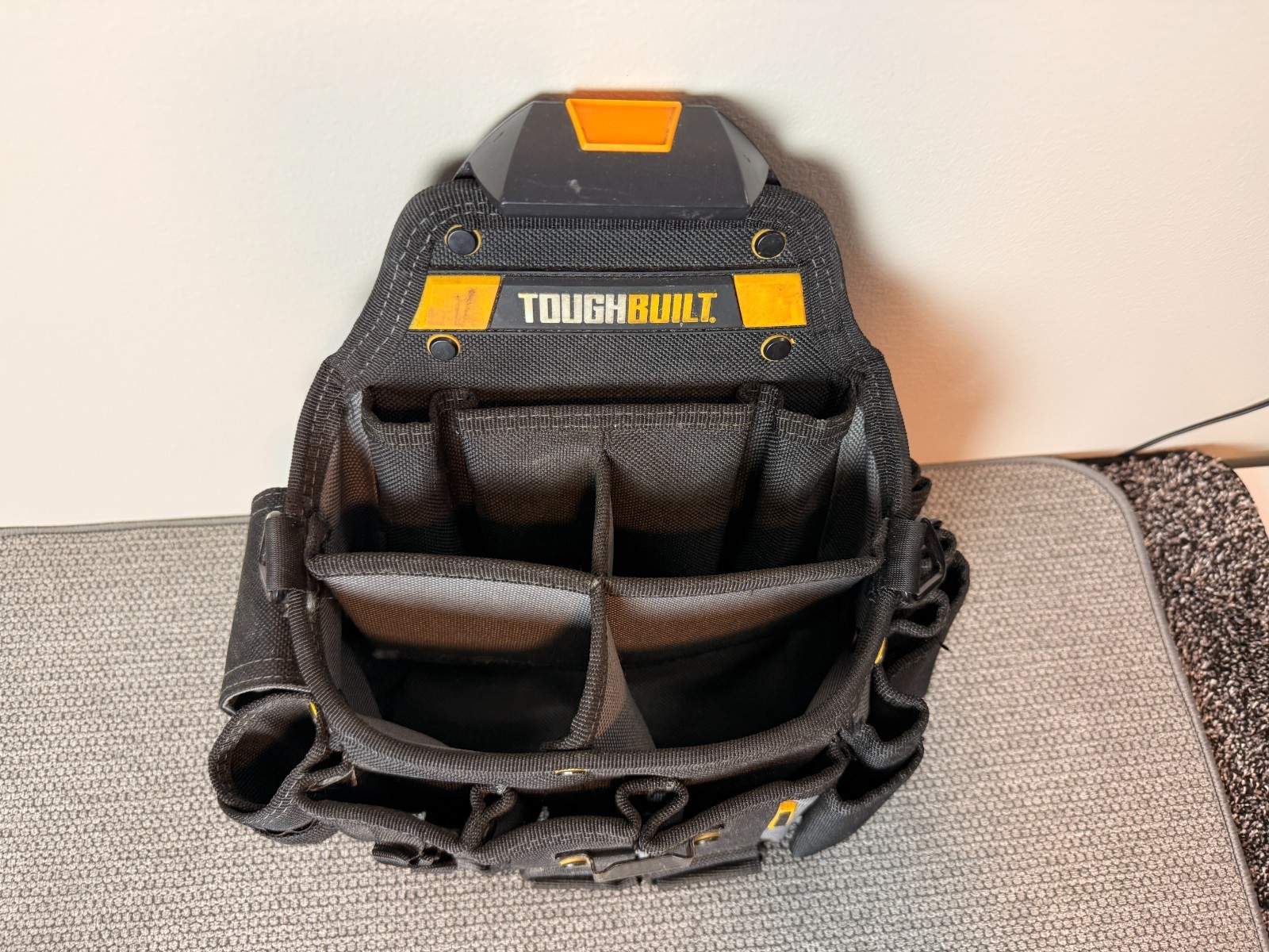 TOUGHBUILT TB-CT-104 Master Electrician’s Pouch Tool Belt Utility Waist Bag
