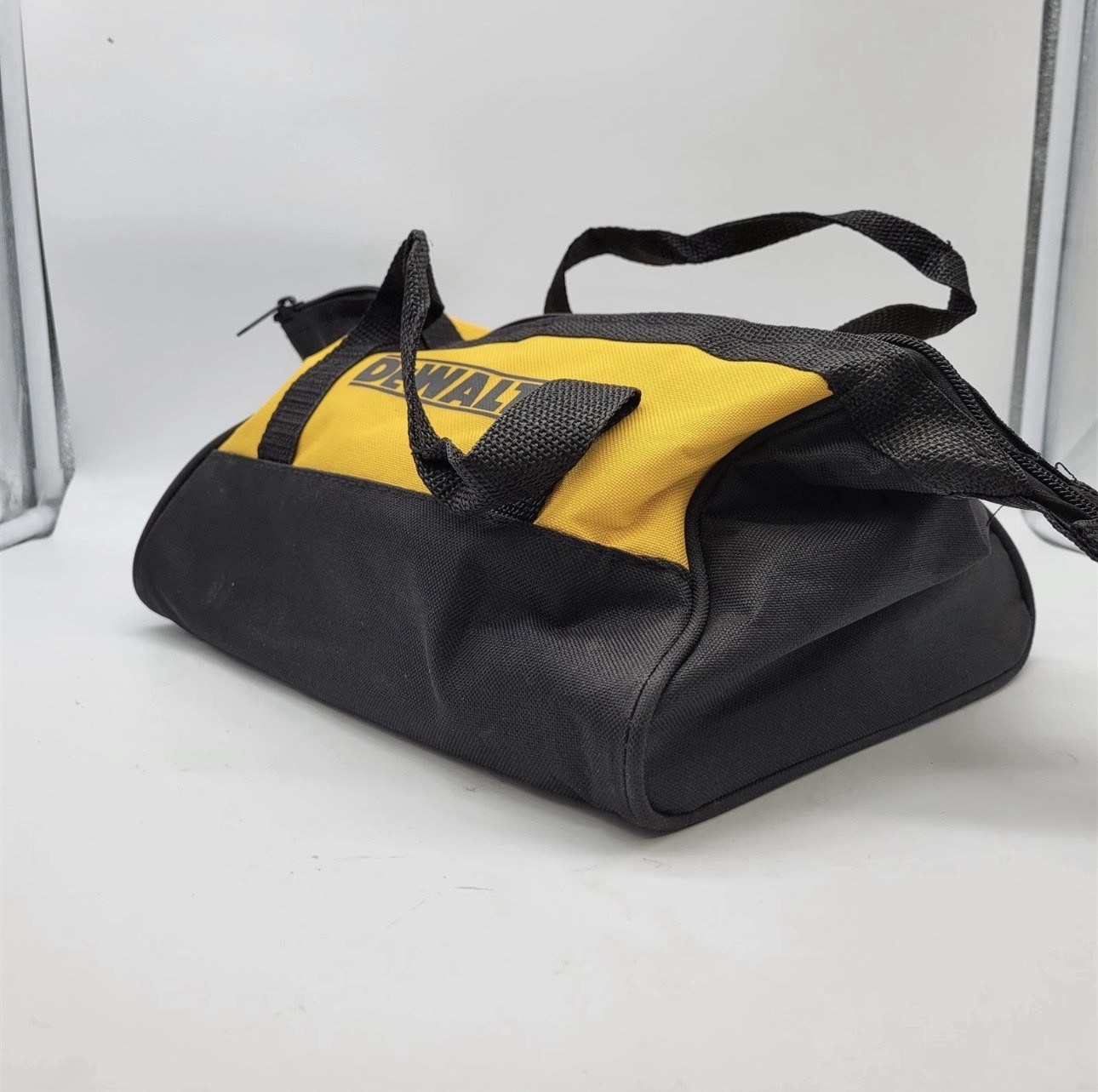 DEWALT N261499 Tool Bag – Small