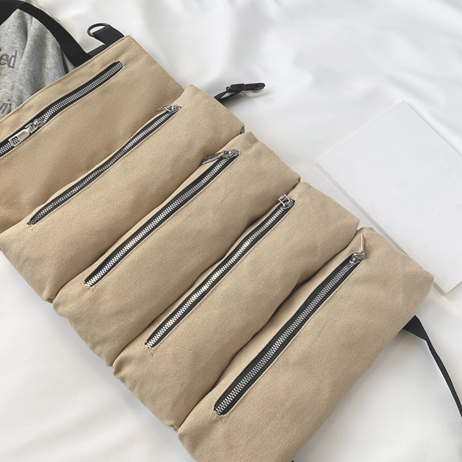 Scratch Resistant Roll Bag Heavy Duty Canvas Roll Up Tool Bag with 5 Pockets