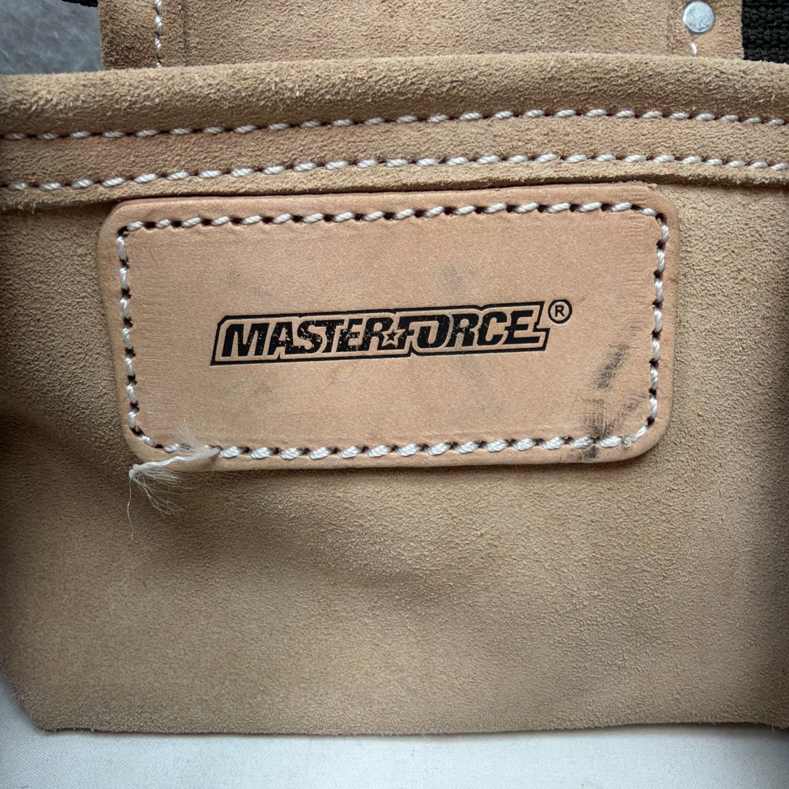 Masterforce Tool Belt Heavy Suede Leather Clip Belt 5 Pocket Apron W/ 2 Hammer