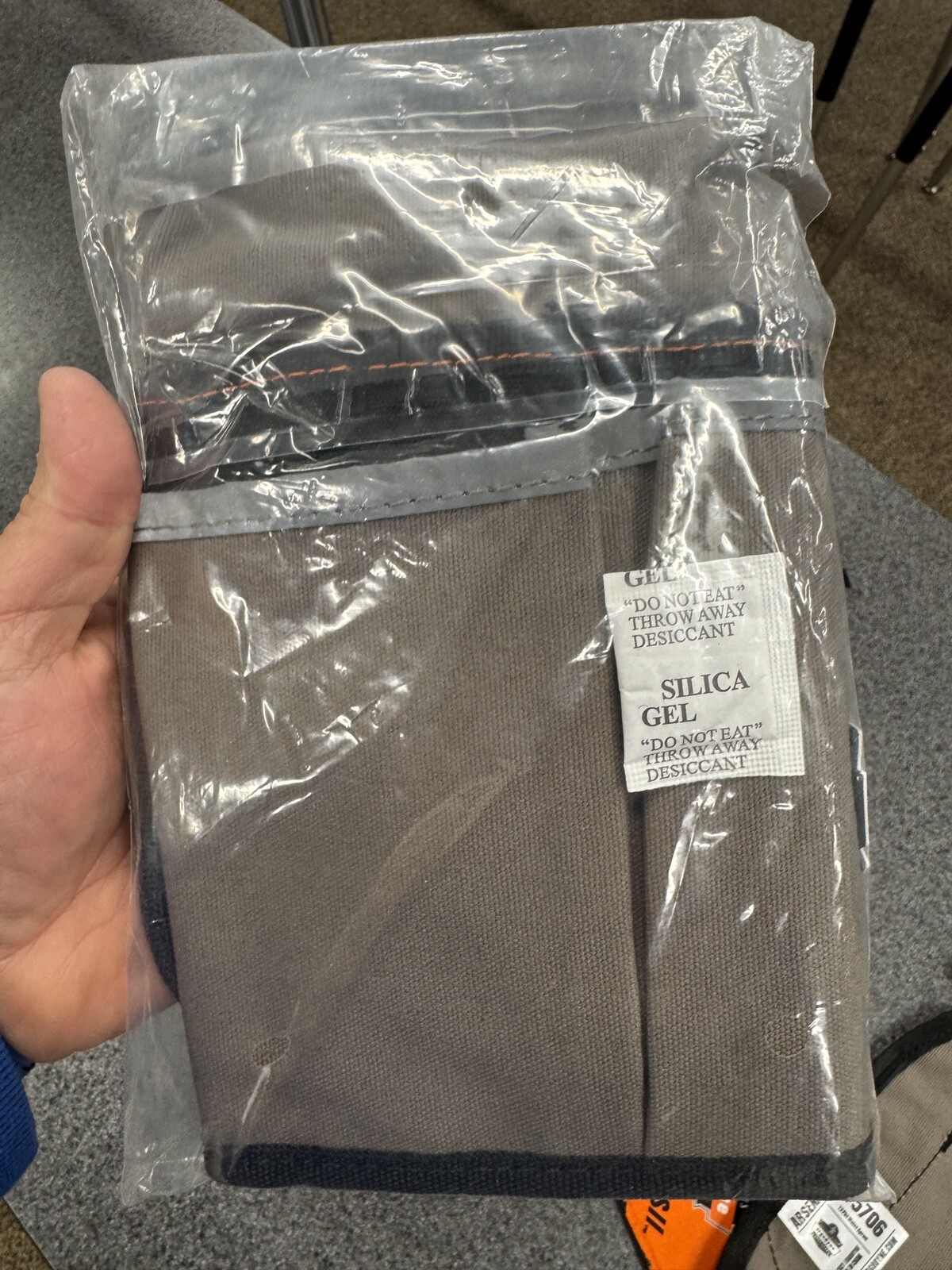Ergodyne Arsenal 5706 Canvas Waist Tool Apron with 13 Pockets, Gray (d1)