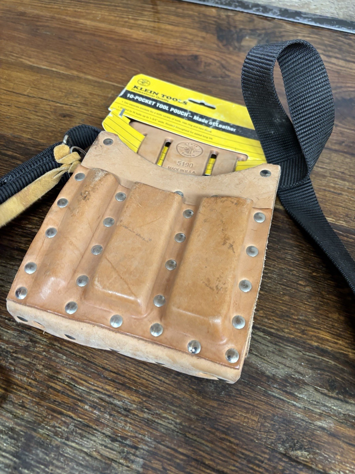 Klein Tools 5190 Leather 10-Pocket Tool Pouch NWT