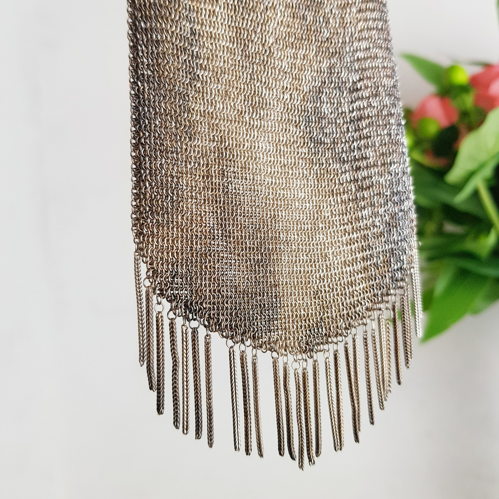 Silver Mesh Flapper Purse – 1920s Art Deco Wristlet with Finger Ring