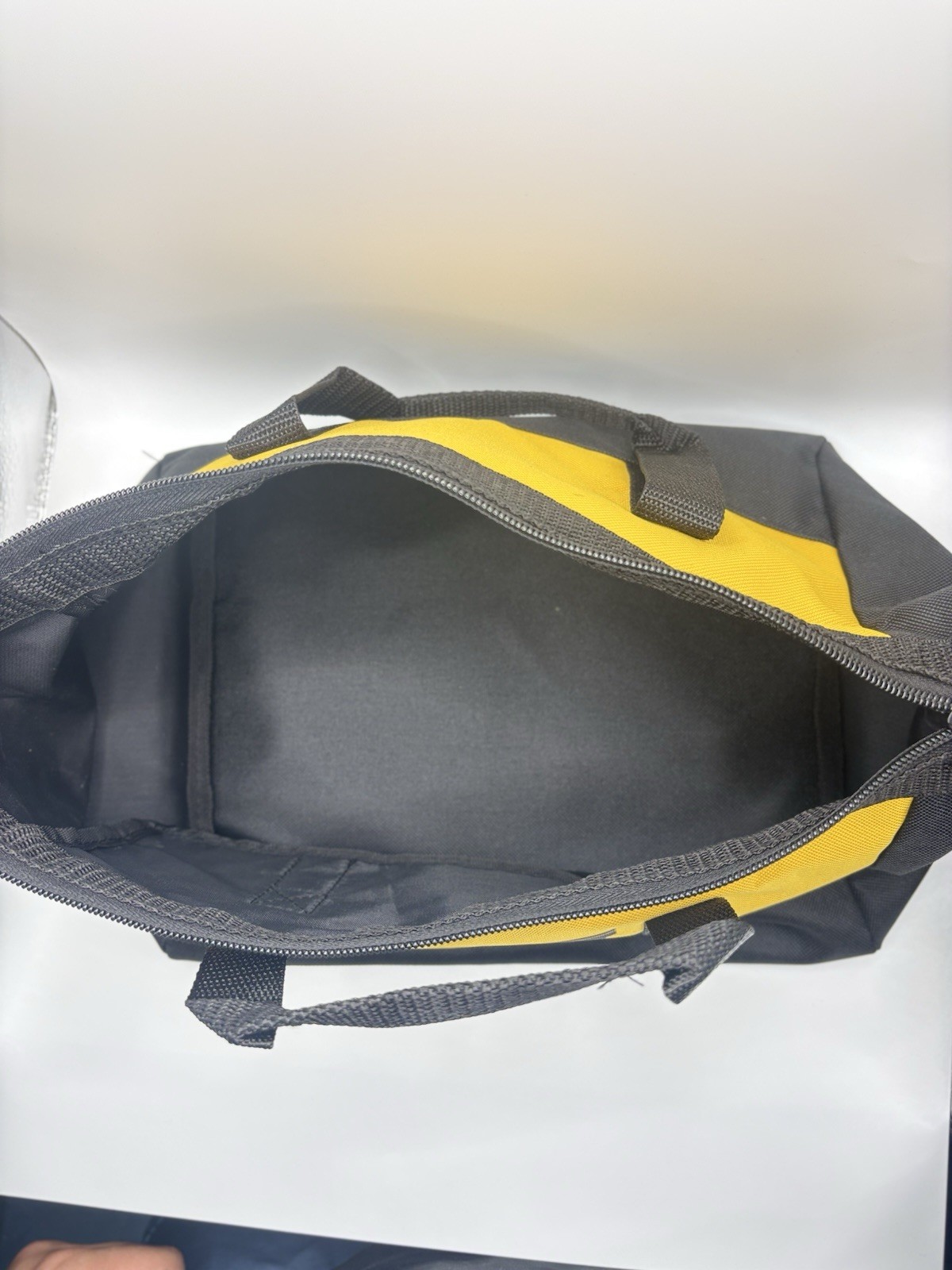 New Dewalt Heavy Duty Nylon Small Tool Bag Tote Bag 11 x8″x7″