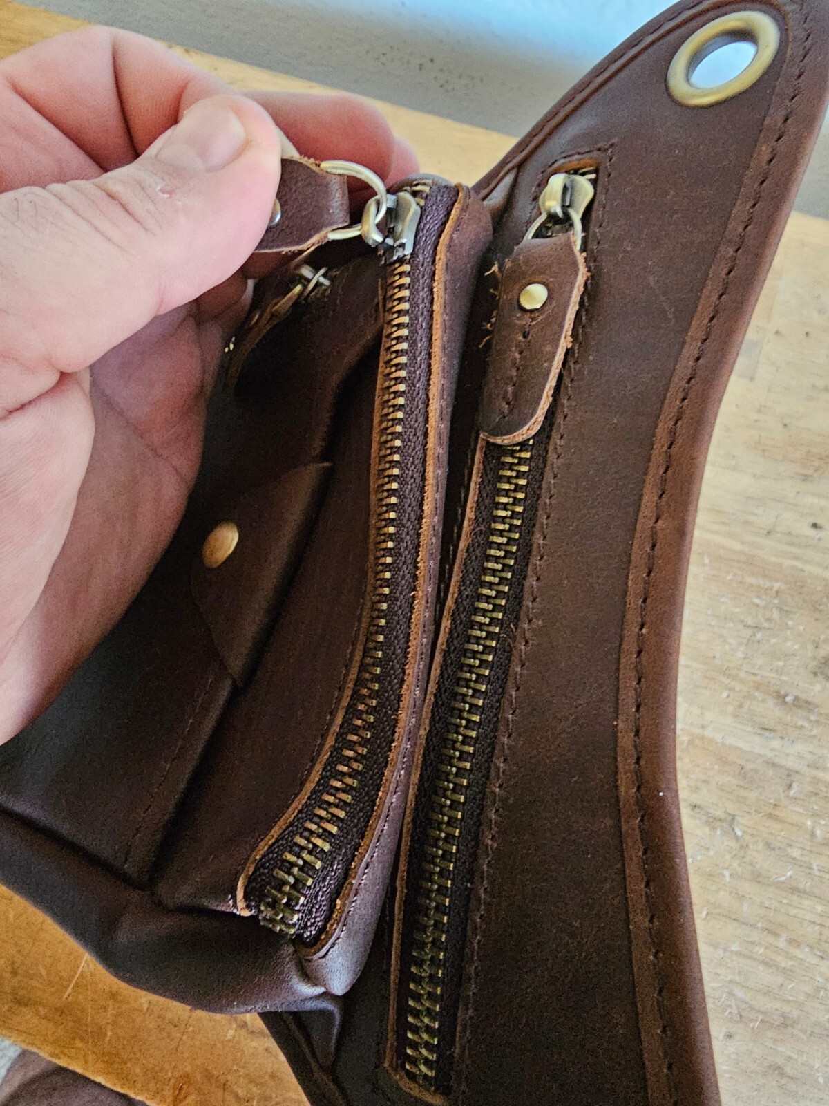 Professional Barber Hair Stylist Belt Bag Tool Bag Pouch Natural Leather Brown