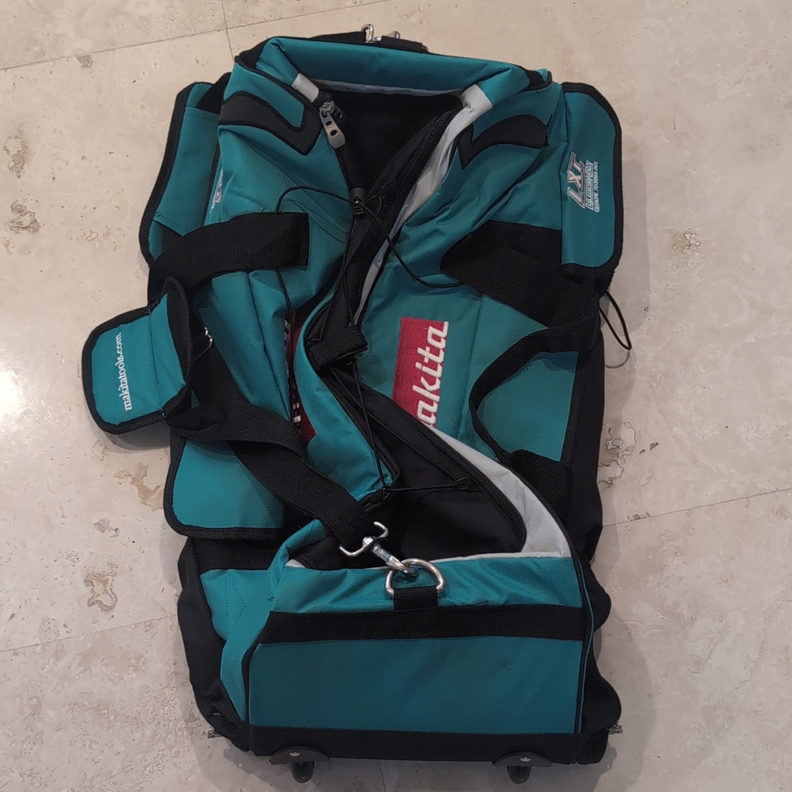Makita LXT Rolling Tool Bag with Wheels, Teal/Black, 1 Item