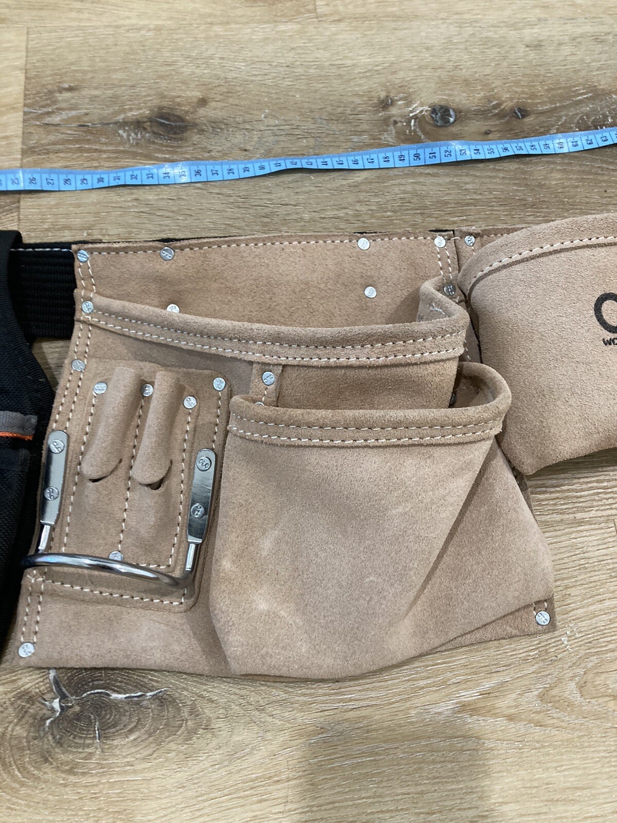 CLC I427X Heavy Duty 12 Pocket Leather/Suede Carpenter’s Apron+Klein Tool Holder