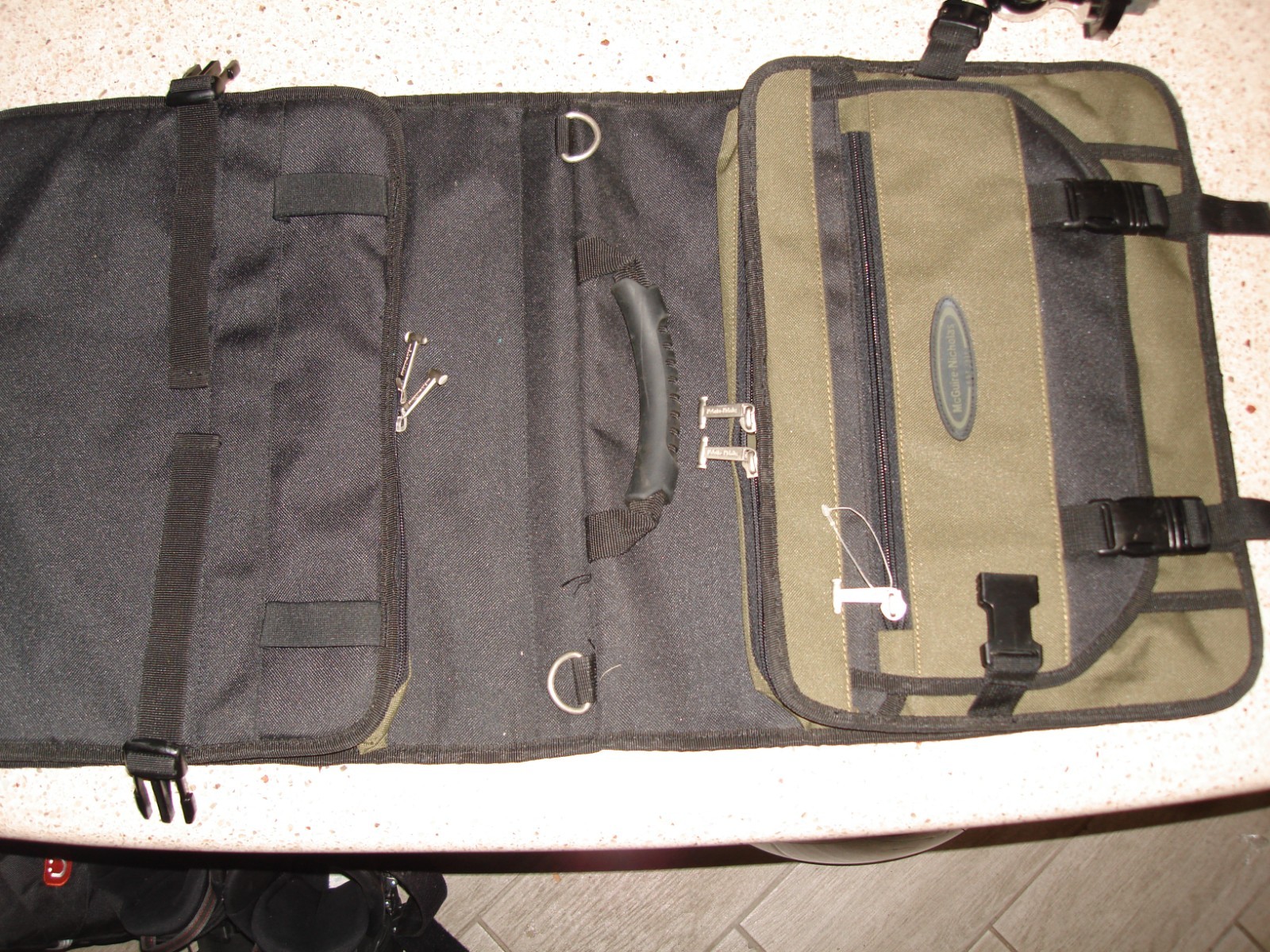 NEW McGuire Nicholas Jobsite Saddle Bag /Tool Bag /Messenger Bag /Laptop Bag