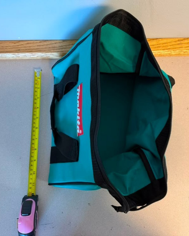 Makita BAG11 11″ Contractor Tool Bag- Wide Opening Teal