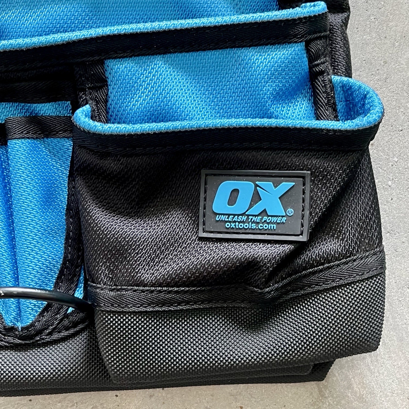 OX Tools Dynamic Nylon 7 Pocket Tool Pouch with Hammer Holder