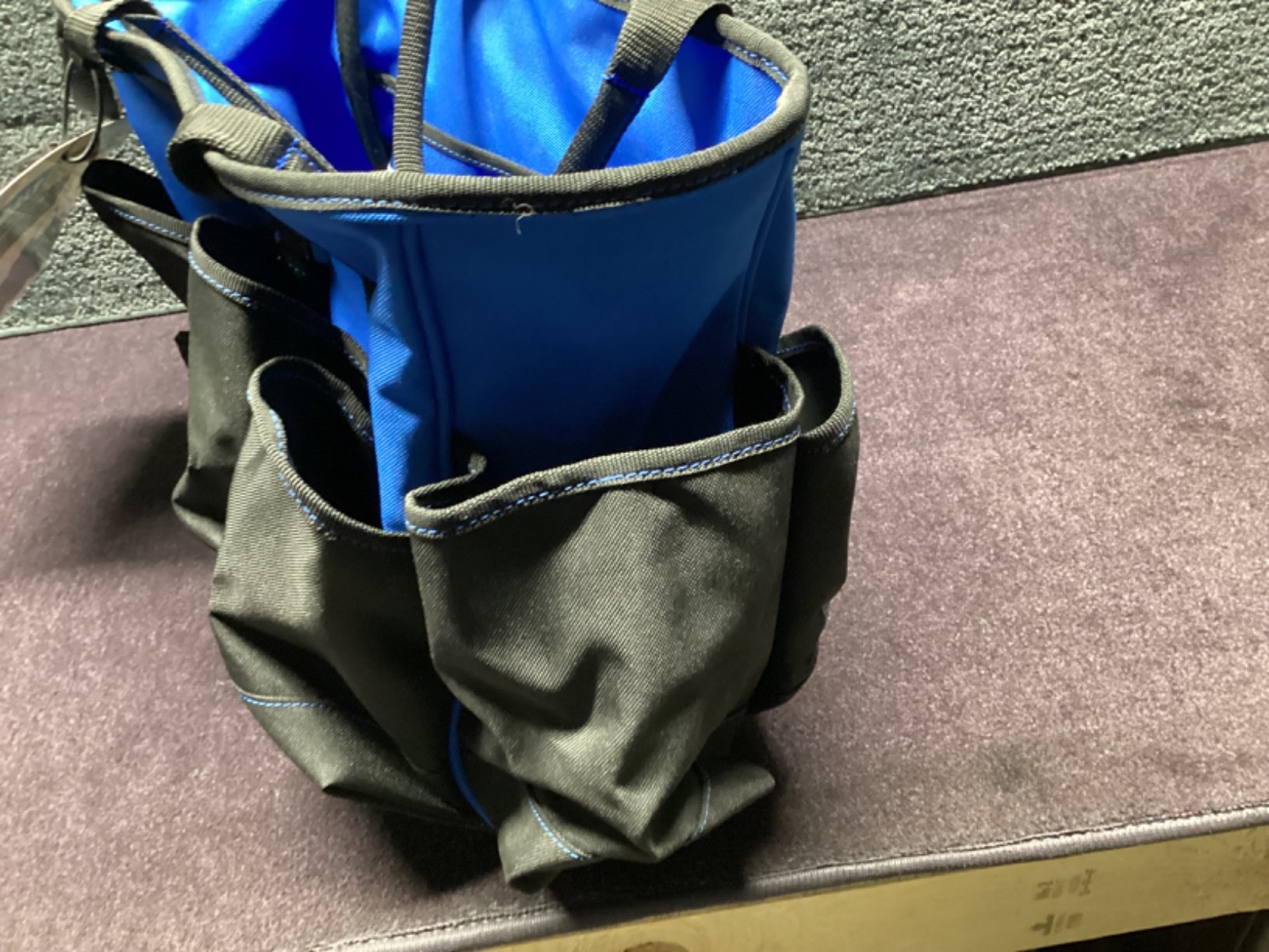 DISCONTINUED KOBALT 14 IN. SUPPLY TOOL BAG 12 POCKETS MODEL 2416938 NEW W TAGS