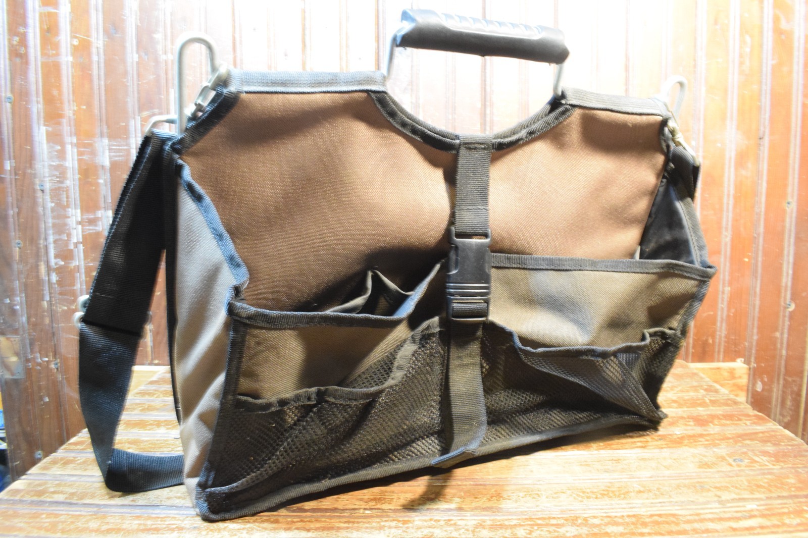 AWP 15″ TOOL BAG 23 COMPARTMENTS FIXED HANDLE SHOULDER SLING TAPE MEASURE LOOP