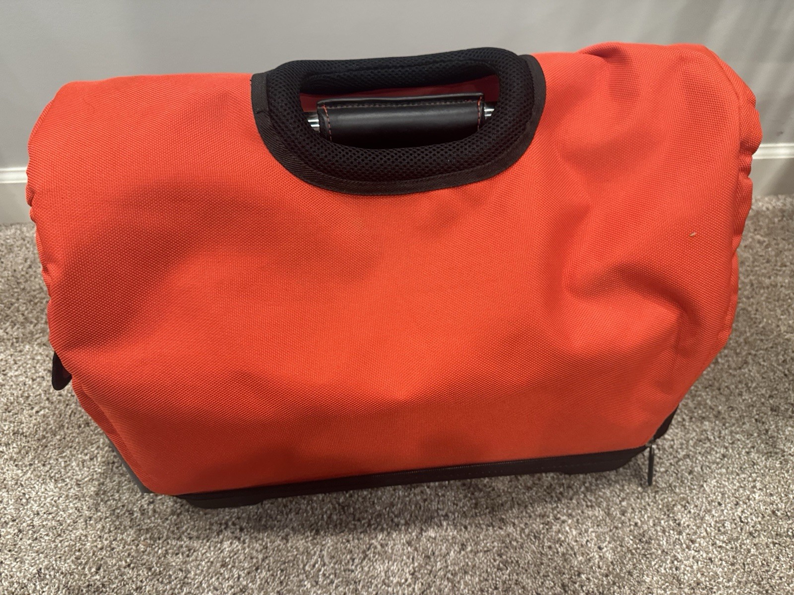 PROTO J120TB 10 Pocket Industrial Open Tote Tool Bag Grey/ Red – Brand New