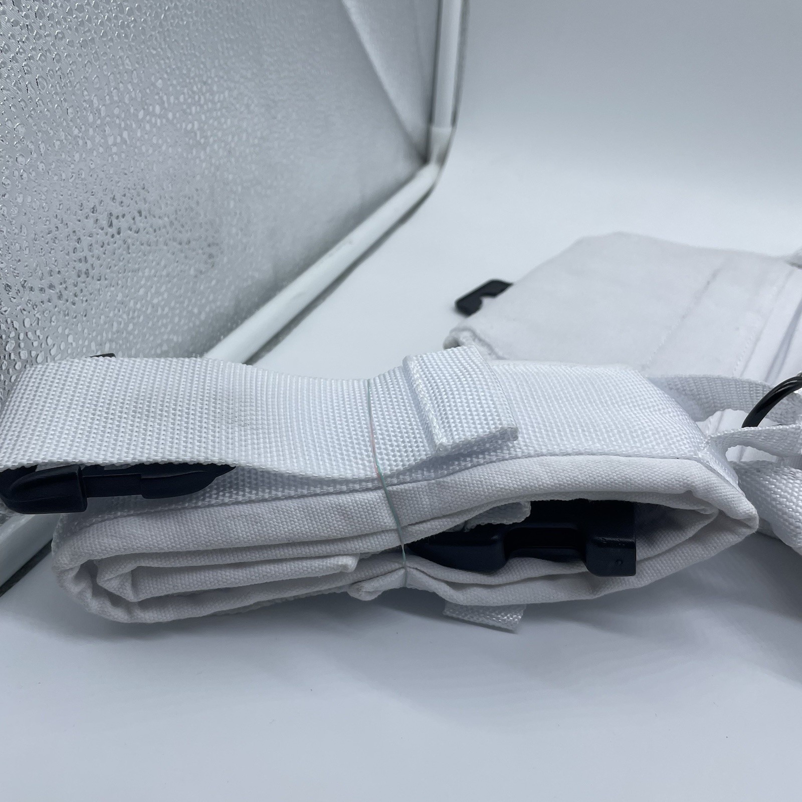 Work Tool Pouch 8 Pocket with Belt White Dickies 57053 New With Tag
