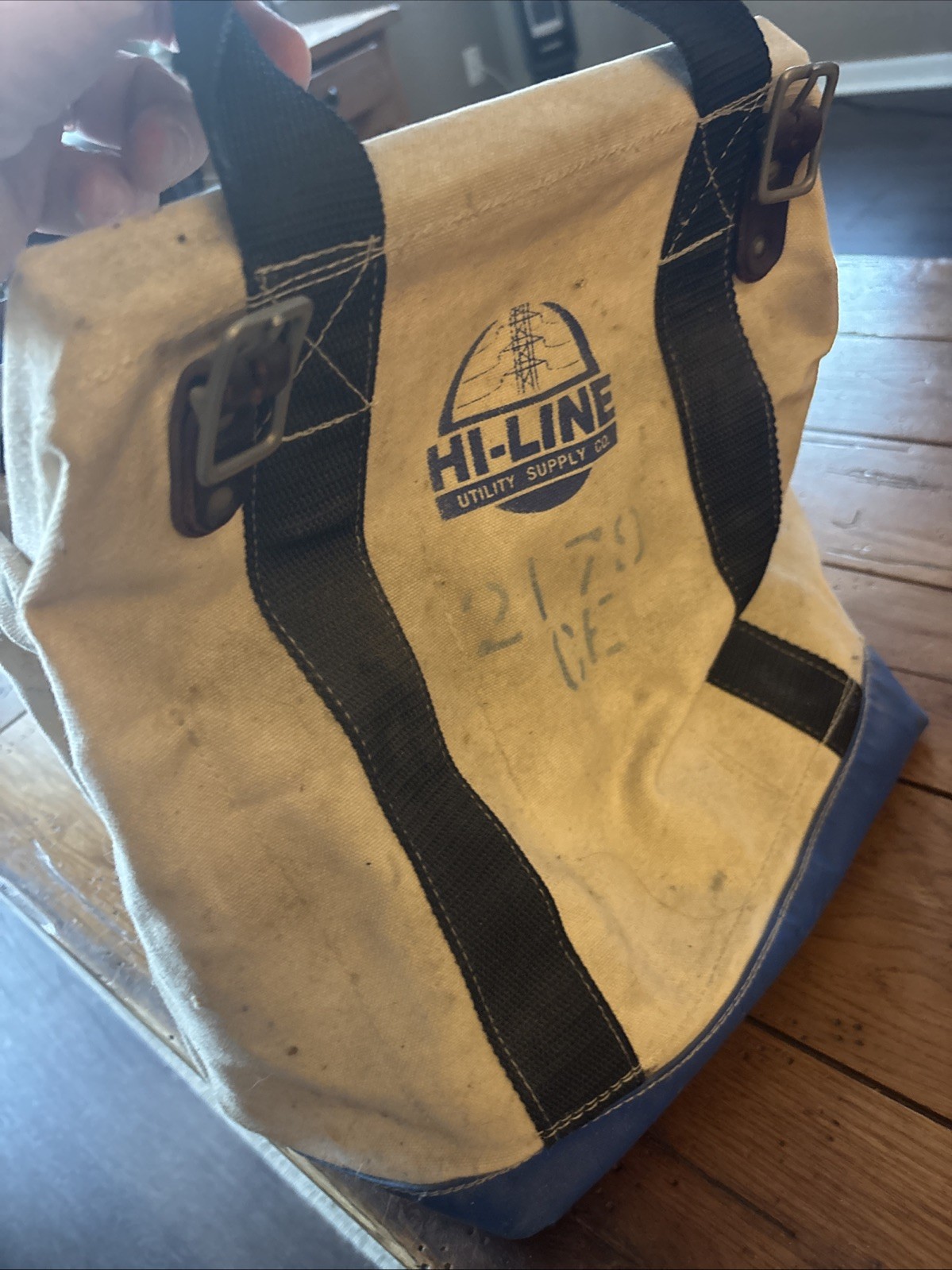 VTG Hi-Line Canvas Tool Bucket Bag Strap Hook Plastic Bottom Lineman Bell System