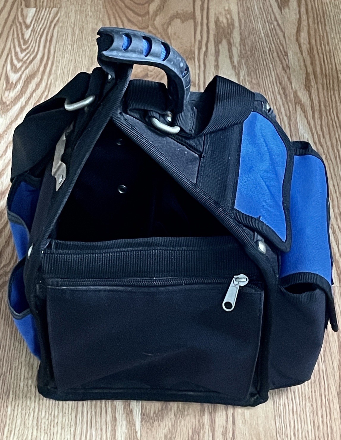 VINTAGE LUTRON ELECTRICIANS SHOULDER SLING TOOL BAG WITH MULTIPLE COMPARTMENTS