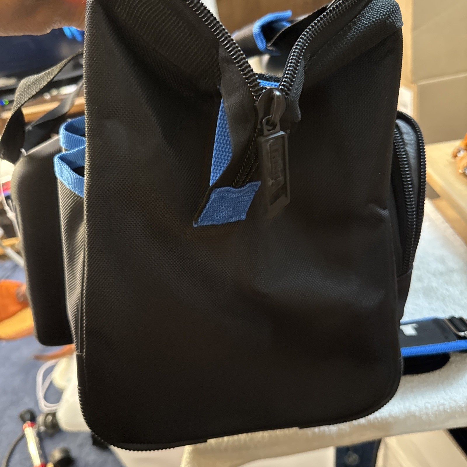 HART 16-inch Tool Bag,with Full Length Zipper and Shoulder Strap Carry New