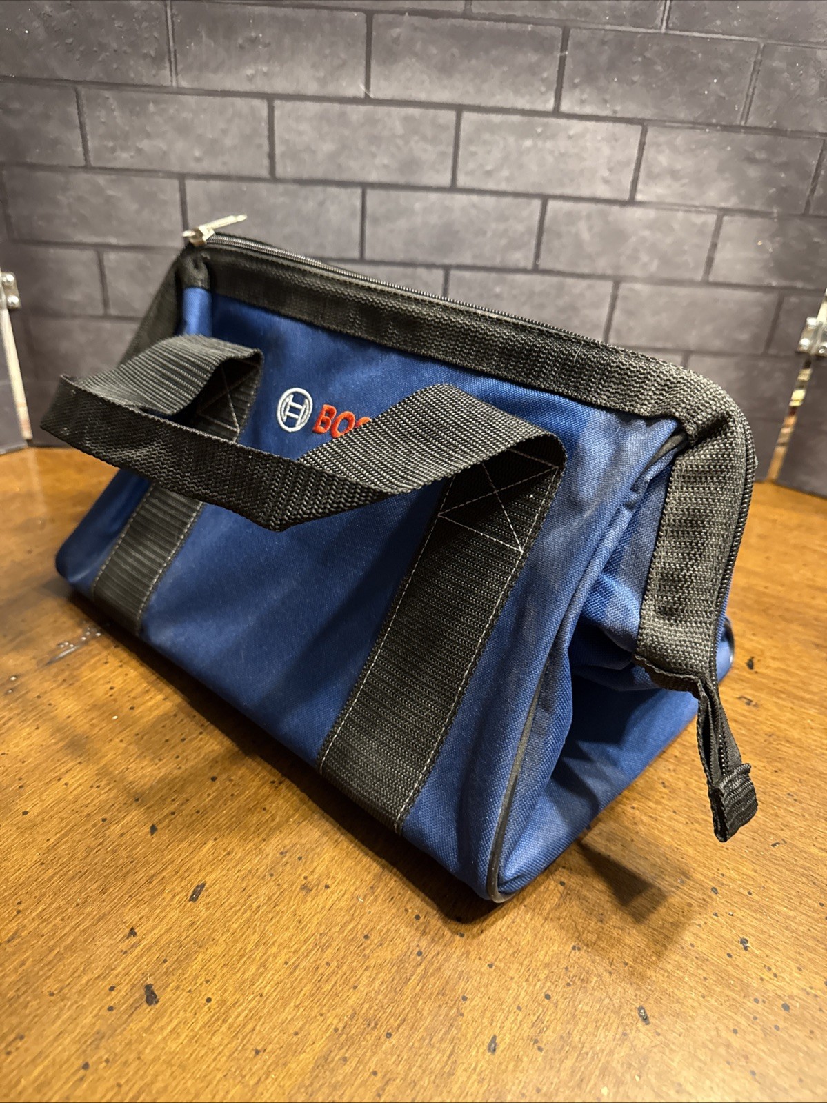 Bosch Medium Heavy Duty Blue Canvas Tool Bag 13” x 9” x 9” 2610041759 NEW Cond.