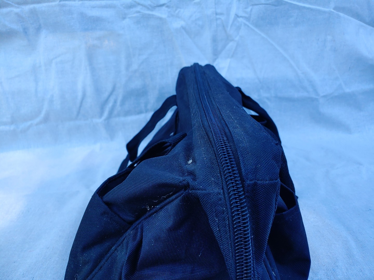 Black & Decker Vintage Tool Zip Up Travel Bag, 18” X 8” X 8.5″ Sturdy Very Good