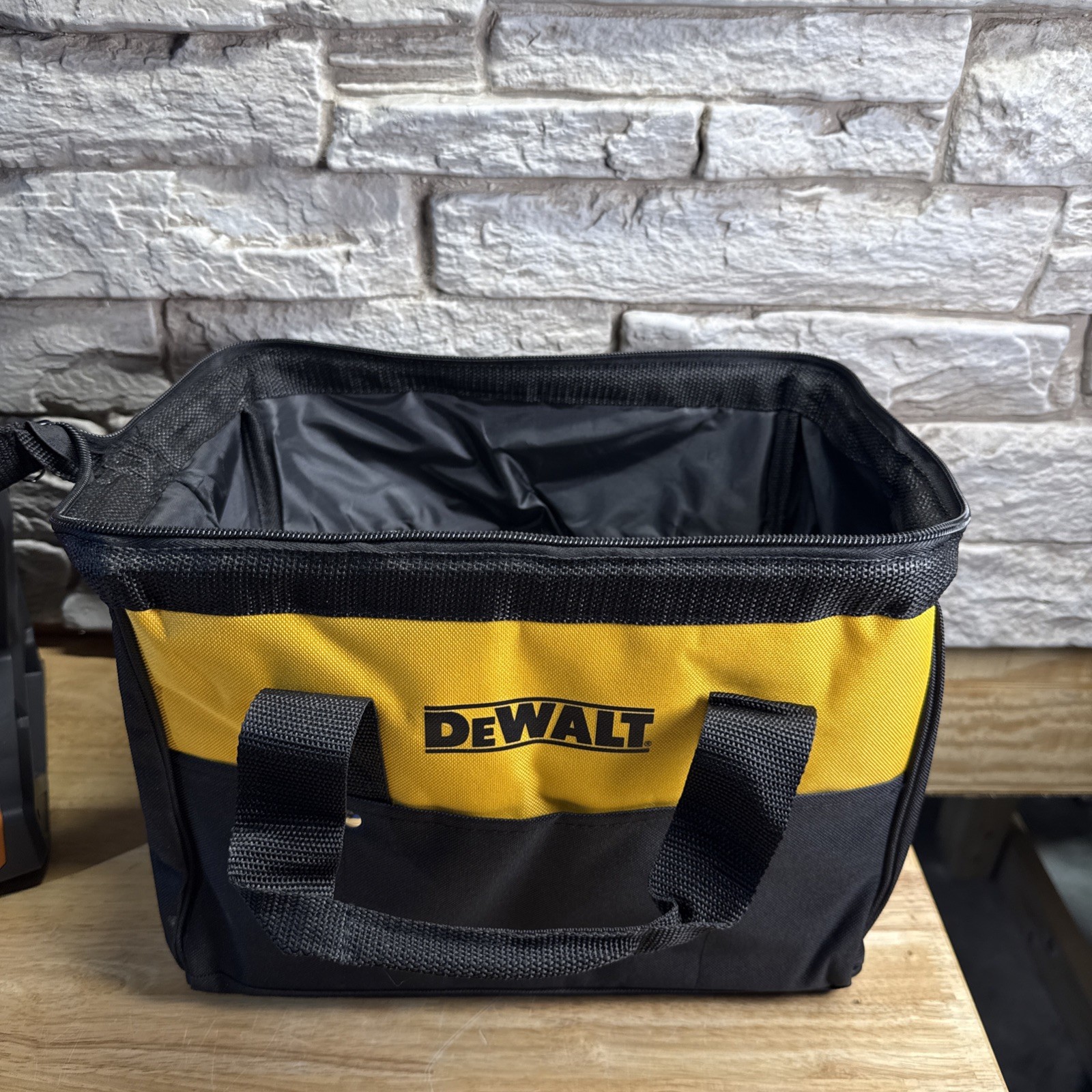 DEWALT N037466 13 inch Ballistic Contractor Tool Bag with Runners