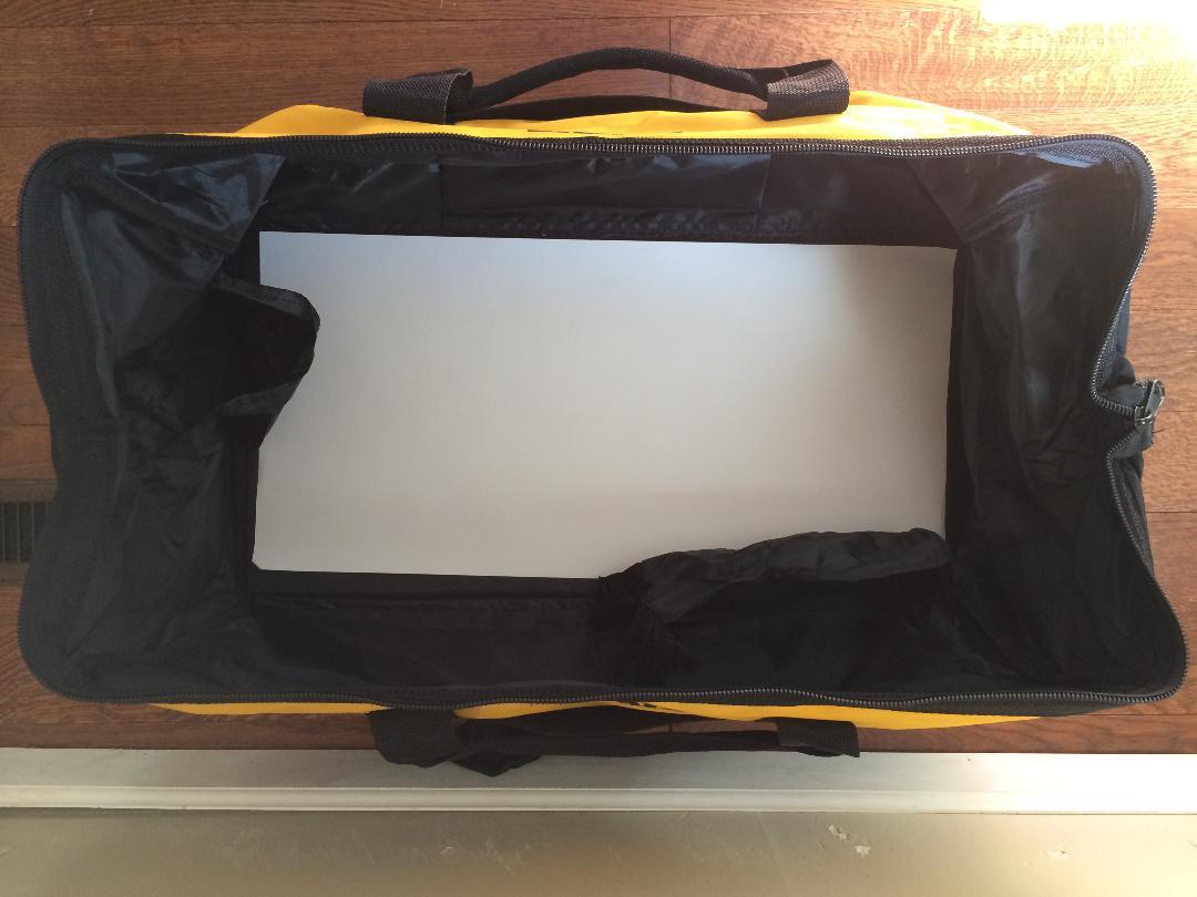 Brand New DeWALT Large Tool Bag Contractor Bag 24″x 12″x 12″ Made For 6 Tool Kit