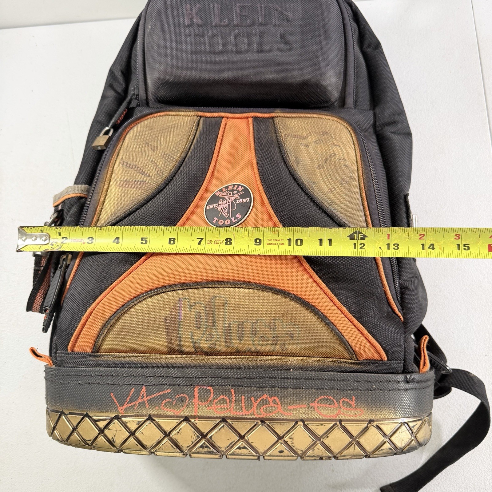 Klein Tools Tradesman Pro 39-Pocket Backpack Electricians Tool Bag