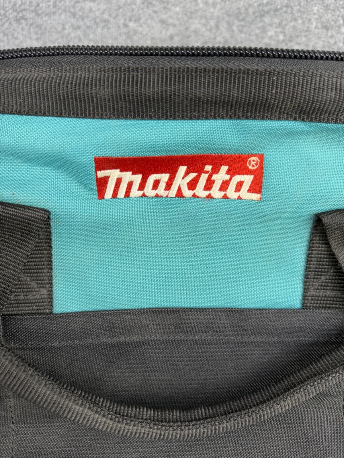 Mikita 20” Heavy Duty Contractor Tool Bag Shoulder Strap 8 Pocket Large Teal
