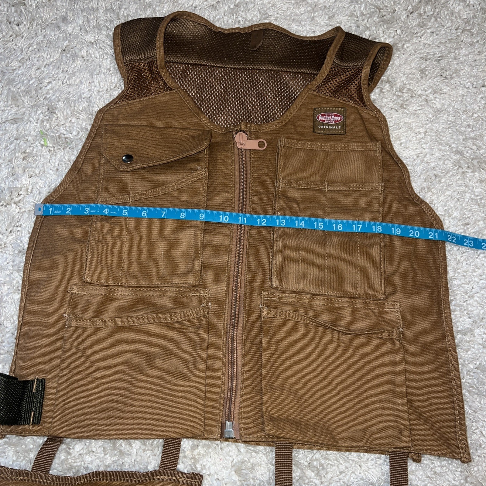 Bucket Boss Super Carpenters Tool Vest PTP 21 Inches NEW READ