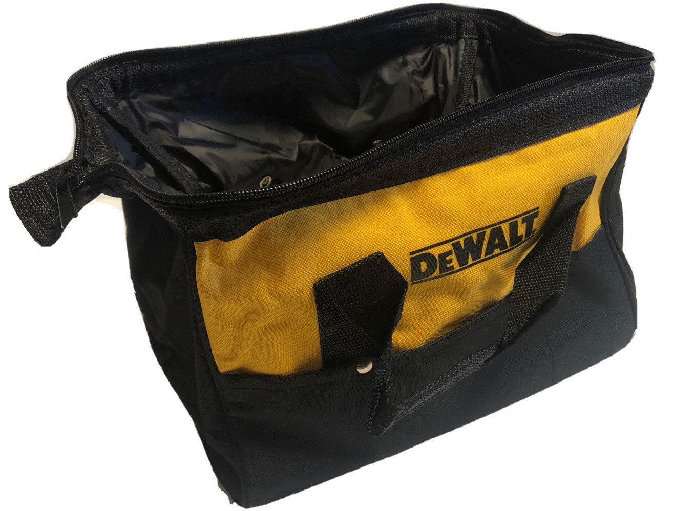 (4) NEW DEWALT 13″ X 10″ X 9″ Heavy Duty Medium Tool Bags w/ 6 Pockets + Skids
