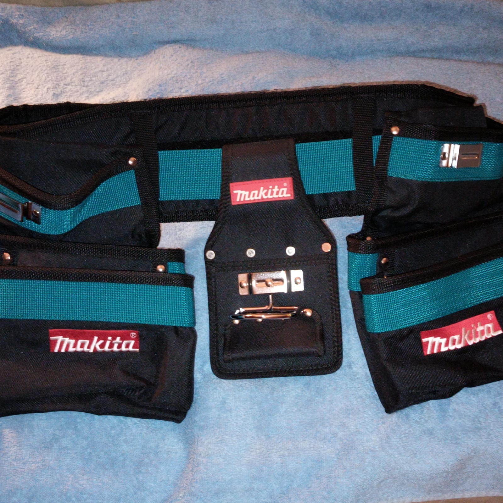Makita Construction Pro Tool Belt Black/Teal Adjustable Multiple Pouches – NEW!