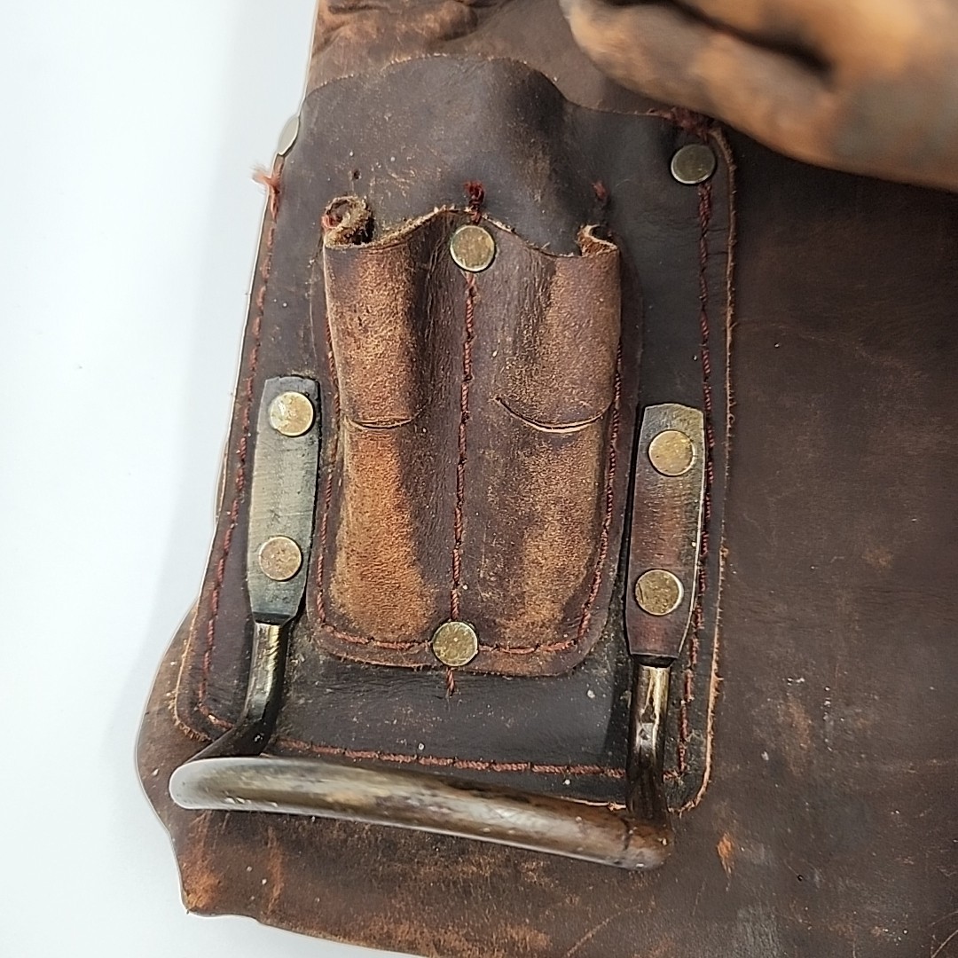 Vintage Leather Tool Belt HEAVY DUTY Home Depot Multi Pocket Carpenters Pouches