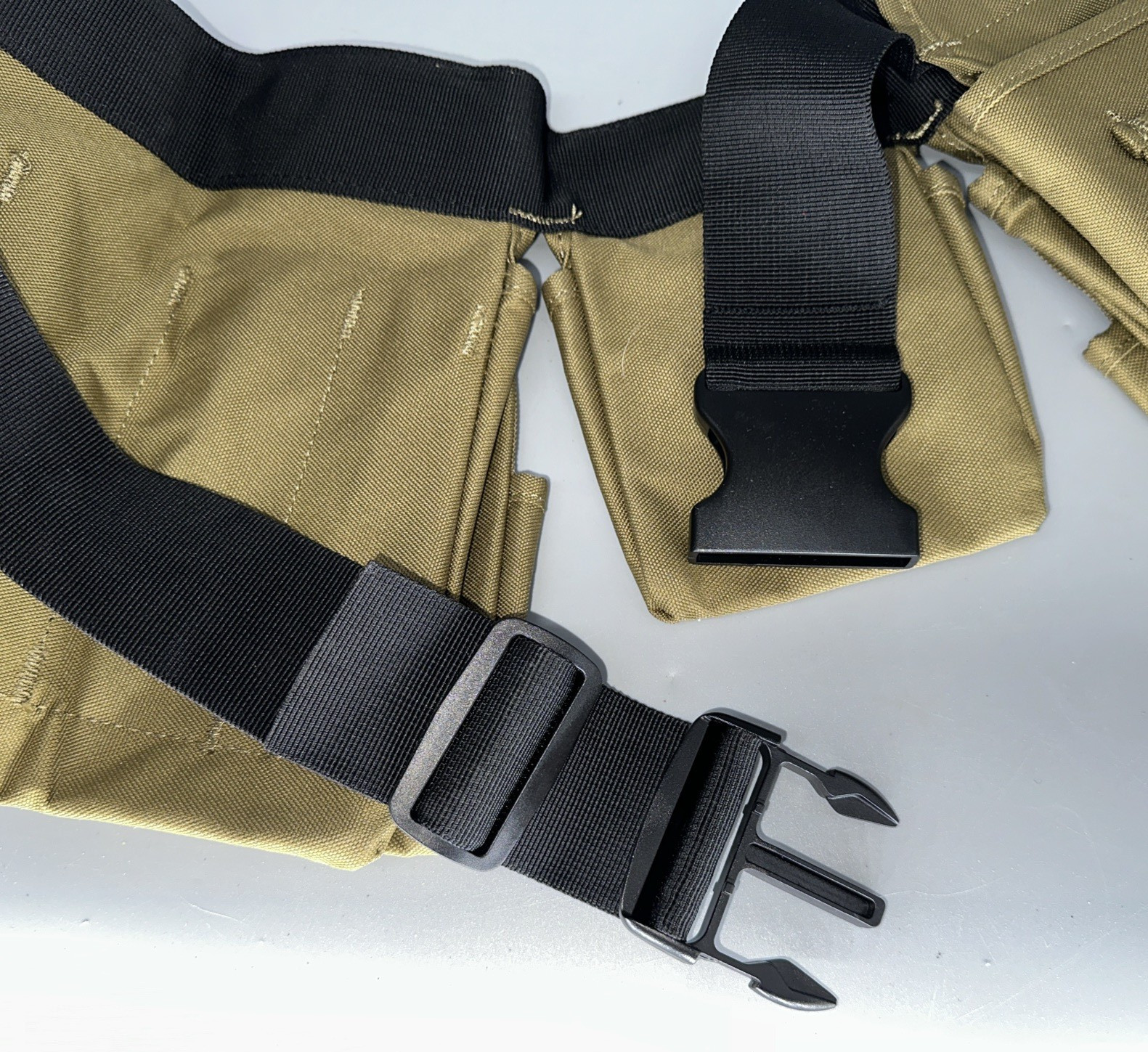 Koyyto dark green canvas tool belt