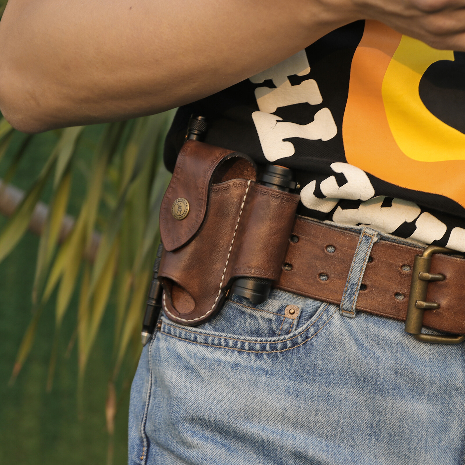 TOURBON Leather Folding Knife Sheath Belt Holster Pouch Multitools EDC Hold Case